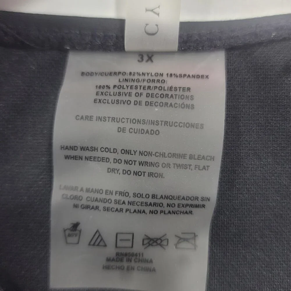 Cyn & Luca Colorblock Cut Out One Piece Swimsuit 3X - Picture 14 of 16